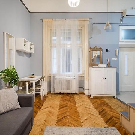 Z44- Boutique Apartment, Best Location. By Bqa Budapest Exterior foto